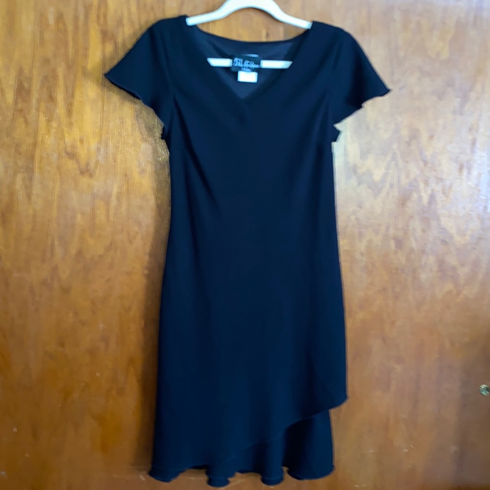 NWT S.L.Fashions V-Neck Black Butterfly Cap Sleeve Asymmetrical Bottom Dress